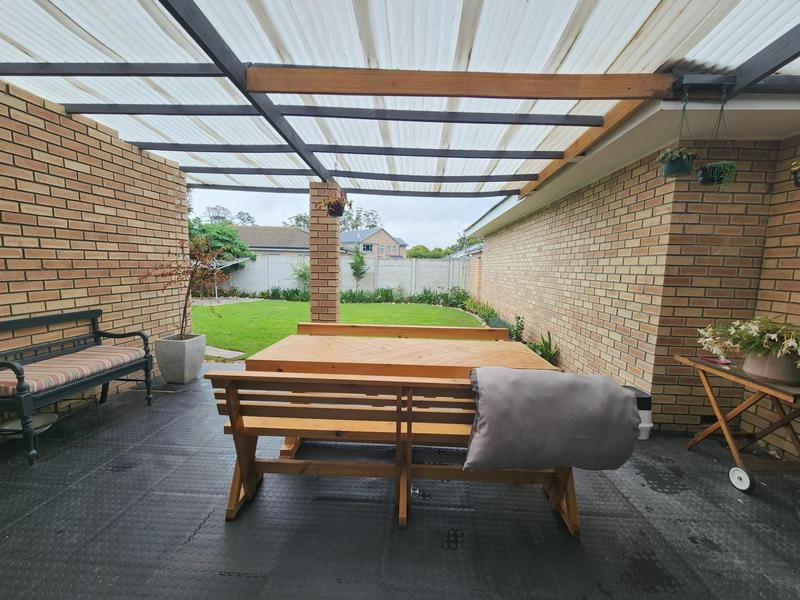 5 Bedroom Property for Sale in Die Bult Western Cape